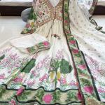 Elegant Pakistani-Style Muslin Alia Cut Suit Set